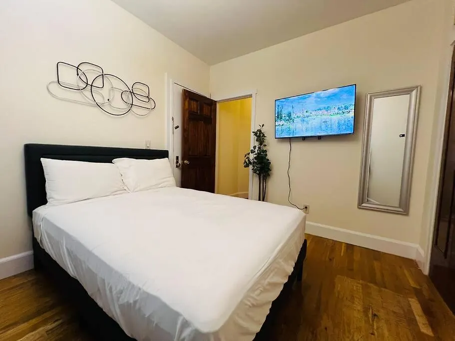 Nyc Times Square Apartment New York