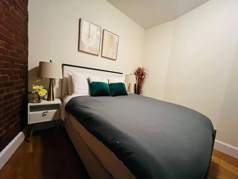 Nyc Times Square Apartment New York